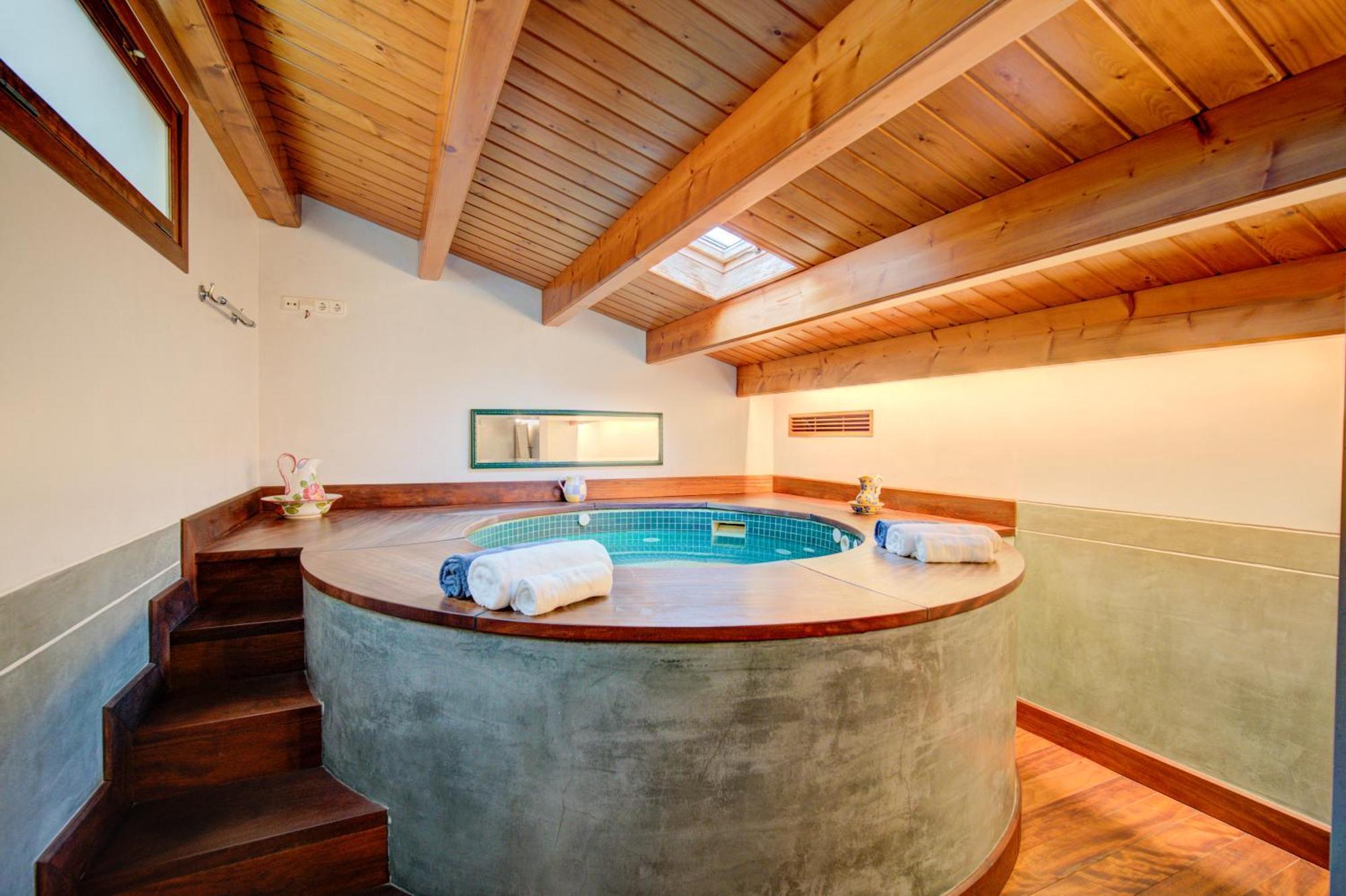 Casa Boutique Xalam " Piscina Climatizada, Jacuzzi, Billar " Villa Sant Lluis Ngoại thất bức ảnh