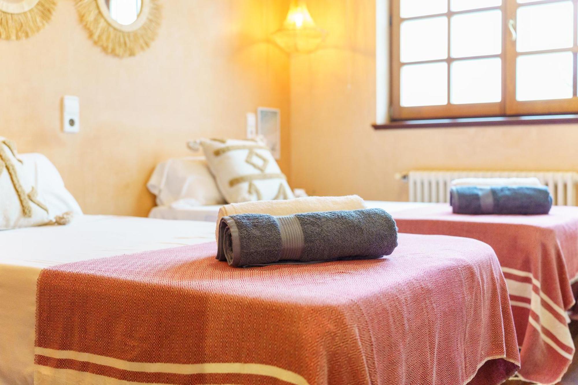 Casa Boutique Xalam " Piscina Climatizada, Jacuzzi, Billar " Villa Sant Lluis Ngoại thất bức ảnh